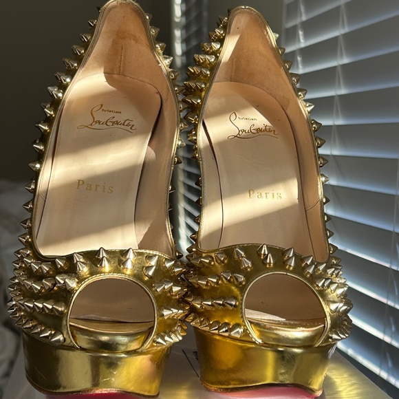 Shoes - Lady Peep Spikes Christian Louboutin
